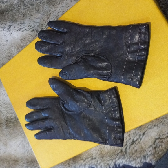 Fendi gloves - Picture 11 of 13